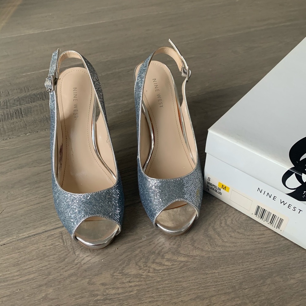 Nine West silver sandals size 8